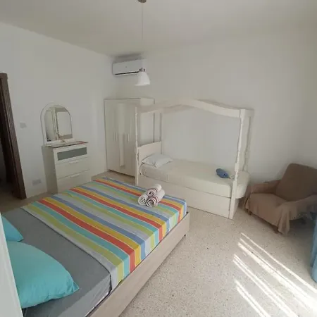 Modern Bedroom 3*